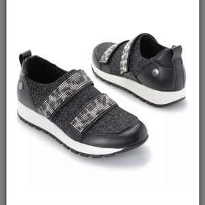 Bernie Mev nwt sz 9 1/2​